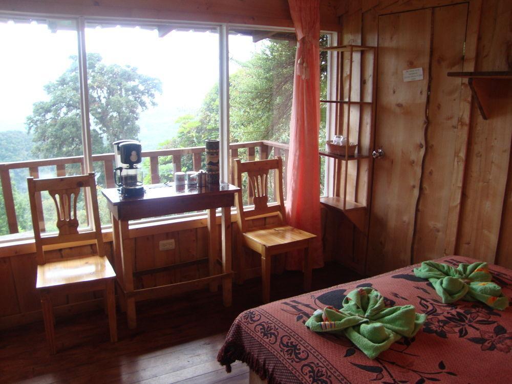 Paraiso Quetzal Lodge Tres de Junio Eksteriør billede