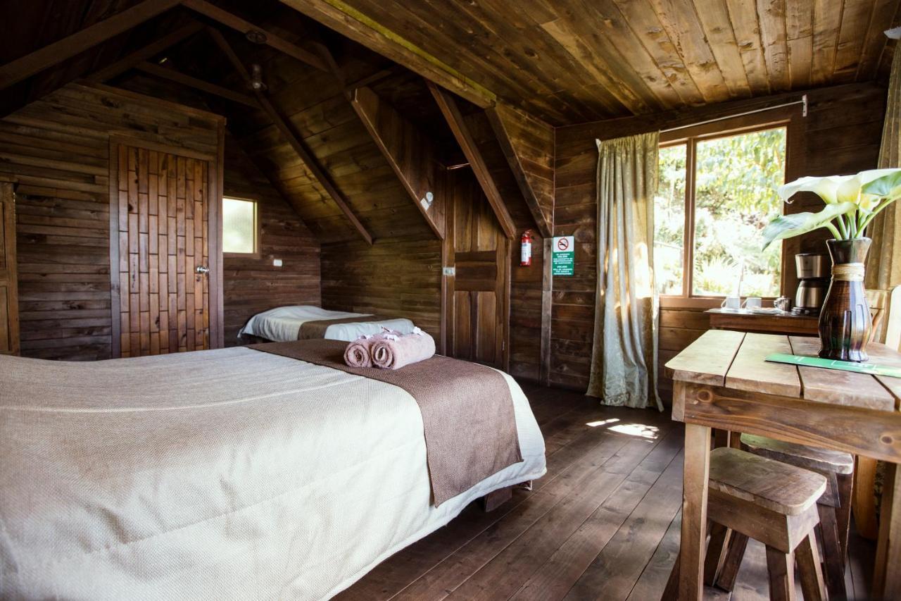 Paraiso Quetzal Lodge Tres de Junio Eksteriør billede